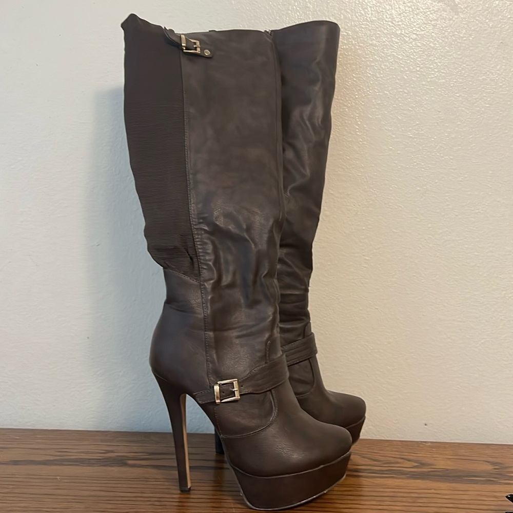 Women’s high heel boots